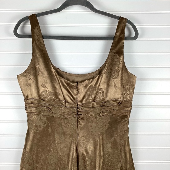 Evan Piccone Gold Metallic Cocktail Dress size Medium - Picture 6 of 9